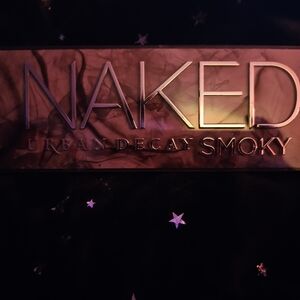 Urban Decay Naked Smoky Palette